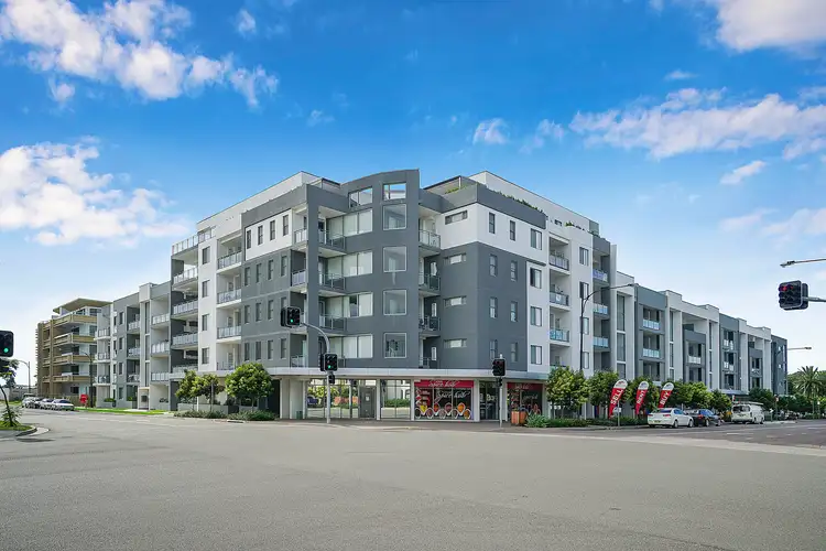 74/56 Lakeside Parade, Jordan Springs NSW 2747