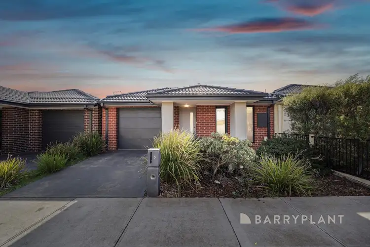 5 Cinnabar Way, Cobblebank VIC 3338