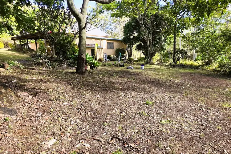 8 Kangaroo Crescent, Baree QLD 4714