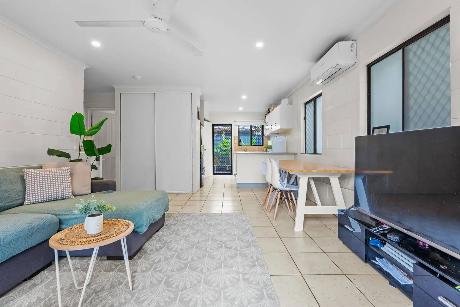 Main view of Homely unit listing, 10/1-9 Joan Street, Bungalow QLD 4870