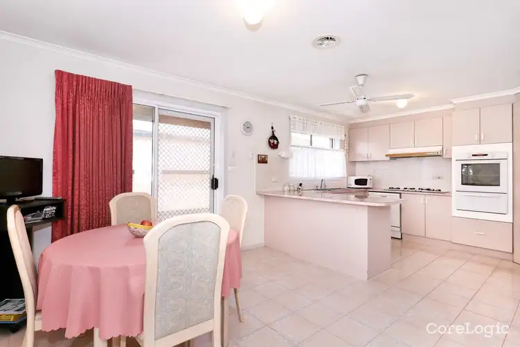 Fourth view of Homely house listing, 5 Smeaton Court, Craigieburn VIC 3064