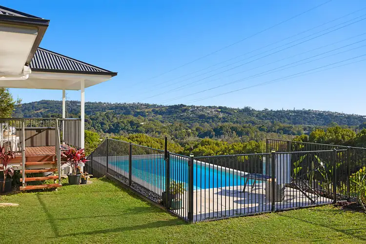 10 Australia Drive