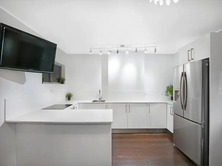 Second view of Homely apartment listing, 5/11 Llewellyn Street, New Farm QLD 4005