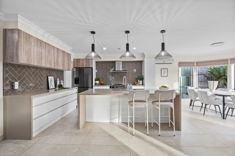 Sixth view of Homely house listing, 18 Streeton Court, Taylors Lakes VIC 3038