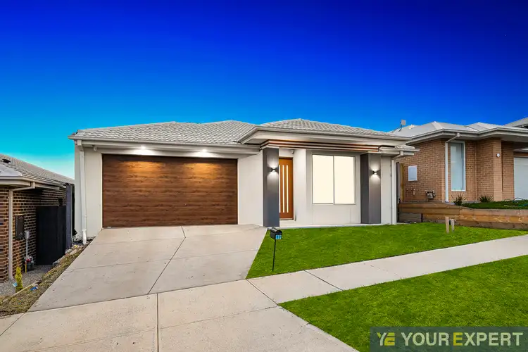 Third view of Homely house listing, 19 Hastings Way, Nar Nar Goon North VIC 3812