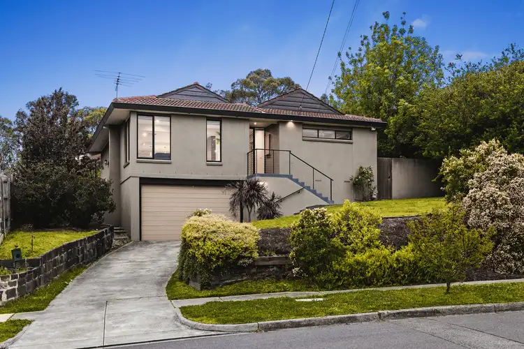 12 Olympus Drive, Templestowe Lower VIC 3107