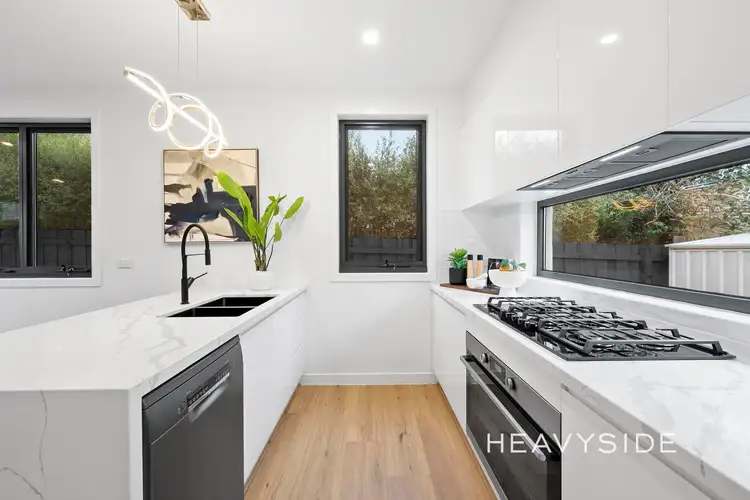 Sixth view of Homely house listing, 2/121 Surrey Road, Blackburn VIC 3130