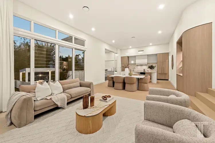 52 Melbourne Avenue, Camp Hill QLD 4152