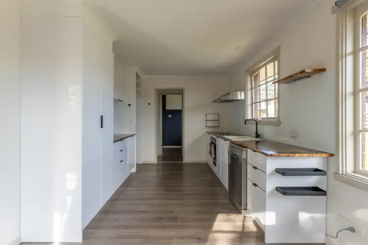 Fifth view of Homely house listing, 7 Berkeley Court, Miandetta TAS 7310