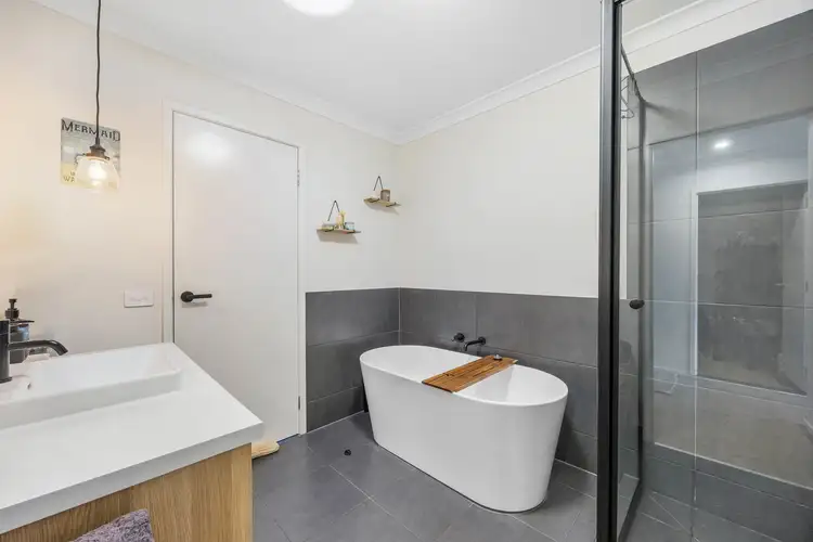 Sixth view of Homely house listing, 5 Horseshoe Parade, Fraser Rise VIC 3336