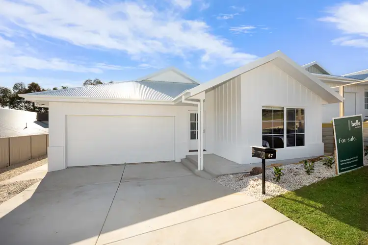 2/57 Ross Parkway, Gobbagombalin NSW 2650