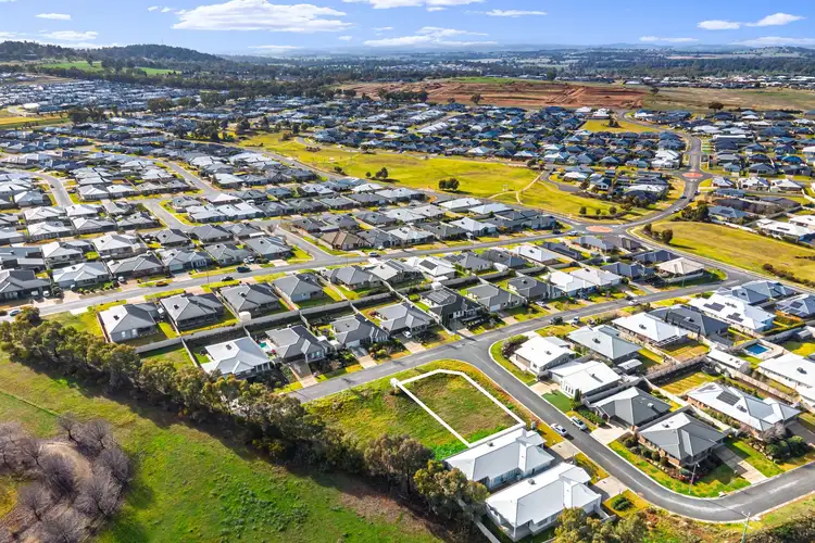 Second view of Homely villa listing, 2/57 Ross Parkway, Gobbagombalin NSW 2650