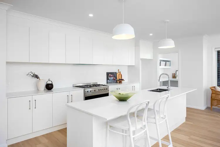 Sixth view of Homely house listing, 86 Jumbuck Drive, Gobbagombalin NSW 2650