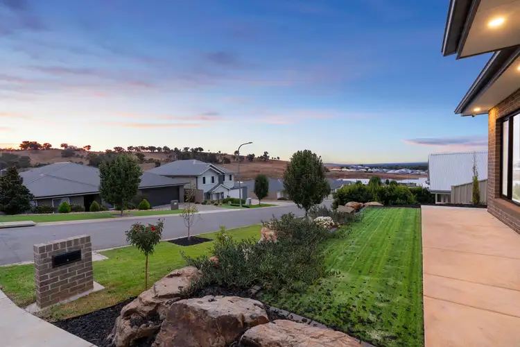 Third view of Homely house listing, 19 Bennelong Crescent, Lloyd NSW 2650