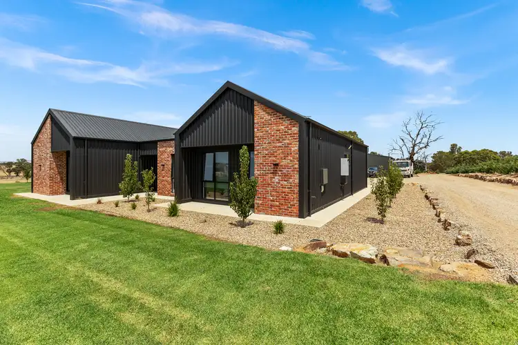 4 Sirius Way, Gumly Gumly NSW 2652