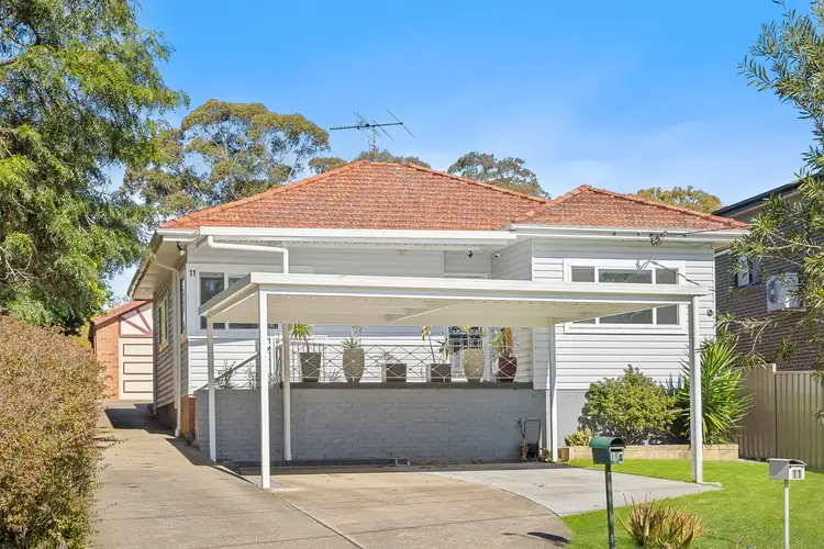 11 Bogalara Road, Old Toongabbie NSW 2146