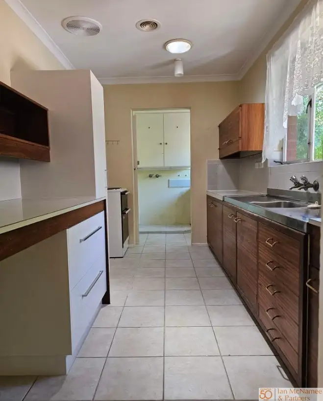 Second view of Homely house listing, 5 Jansz Crescent, Griffith ACT 2603