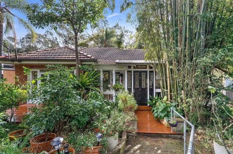 8 Banool Street, Keiraville NSW 2500