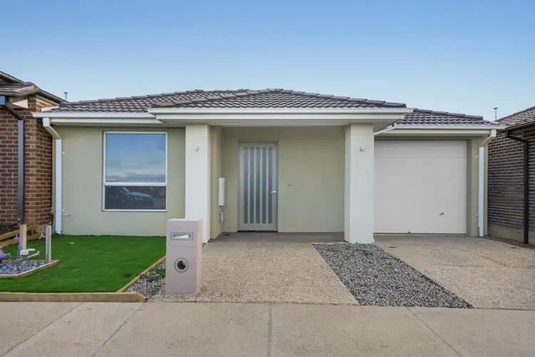 63 Comspolitan Drive, Manor Lakes VIC 3024