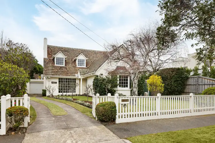 7 Seymour Grove, Brighton VIC 3186