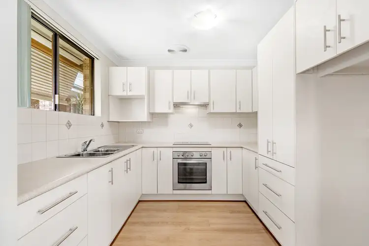 Third view of Homely villa listing, 4/122 Railway Crescent, Jannali NSW 2226