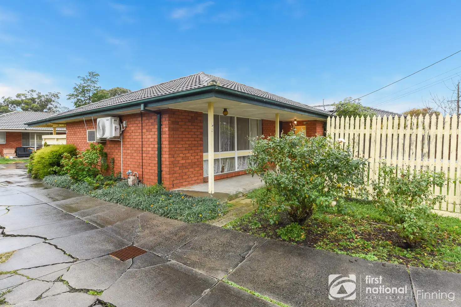 Main view of Homely unit listing, 2/29 Bowen Street, Cranbourne VIC 3977