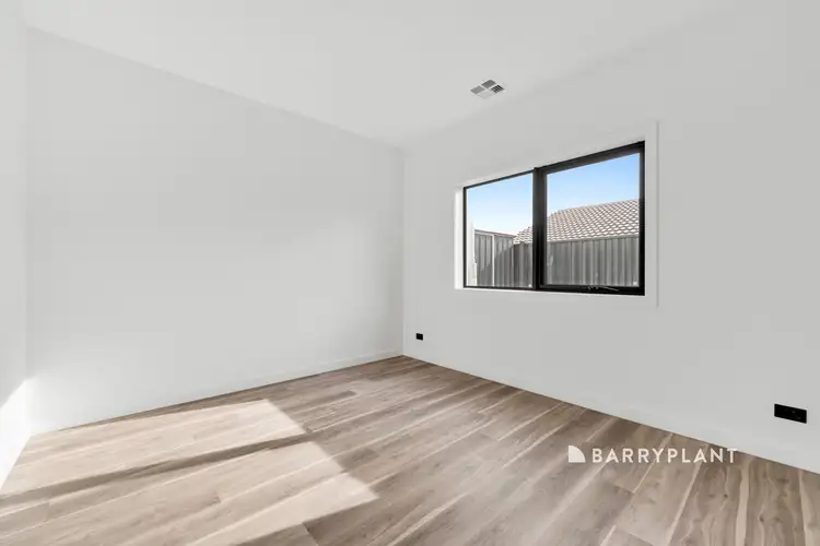 Fourth view of Homely house listing, 2/7 Dorothy Street, Doveton VIC 3177