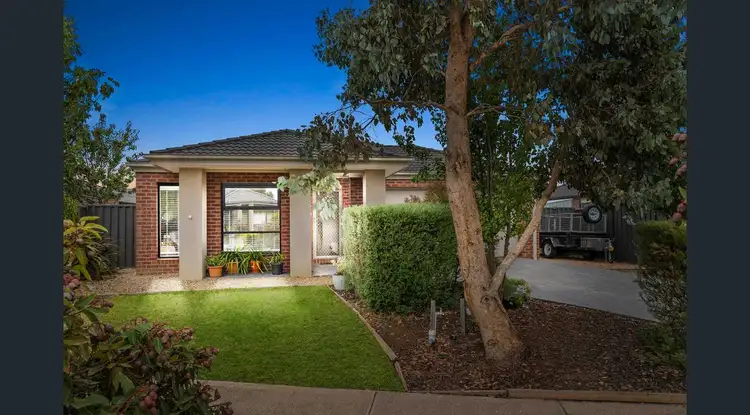 13 Uralla Street, Manor Lakes VIC 3024