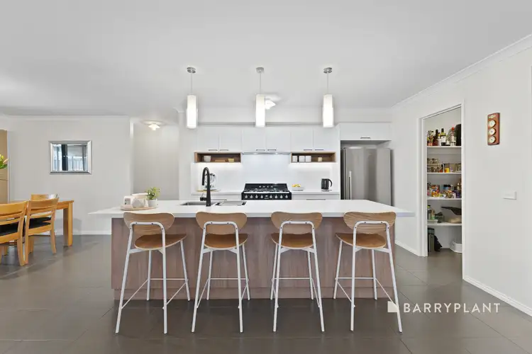 Second view of Homely house listing, 9 Pomegranate Way, Pakenham VIC 3810