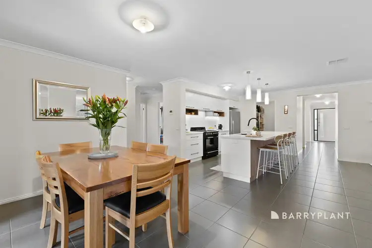 Fourth view of Homely house listing, 9 Pomegranate Way, Pakenham VIC 3810
