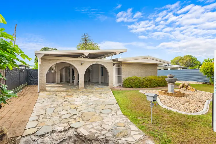 16 English Street, Manunda QLD 4870