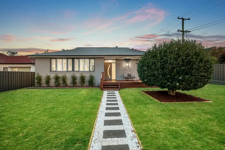 16 Keira Close, Valentine NSW 2280