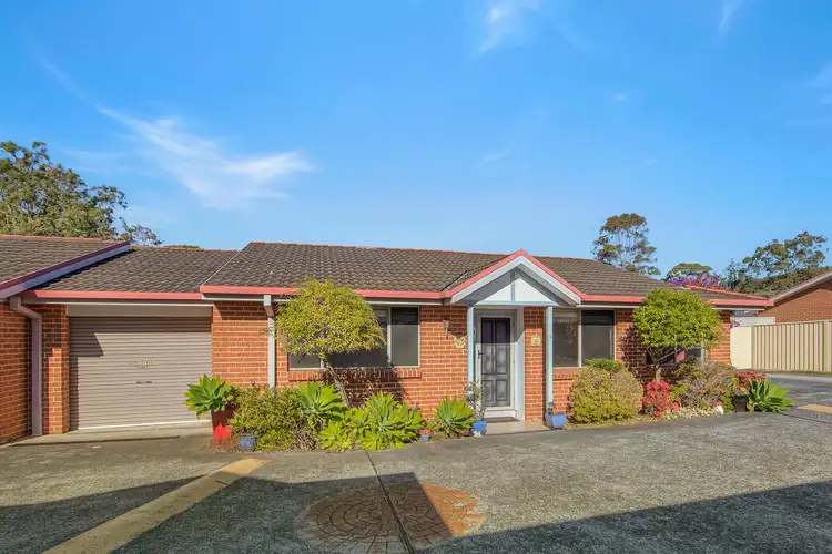 Main view of Homely villa listing, 4/13 Watanobbi Road, Watanobbi NSW 2259