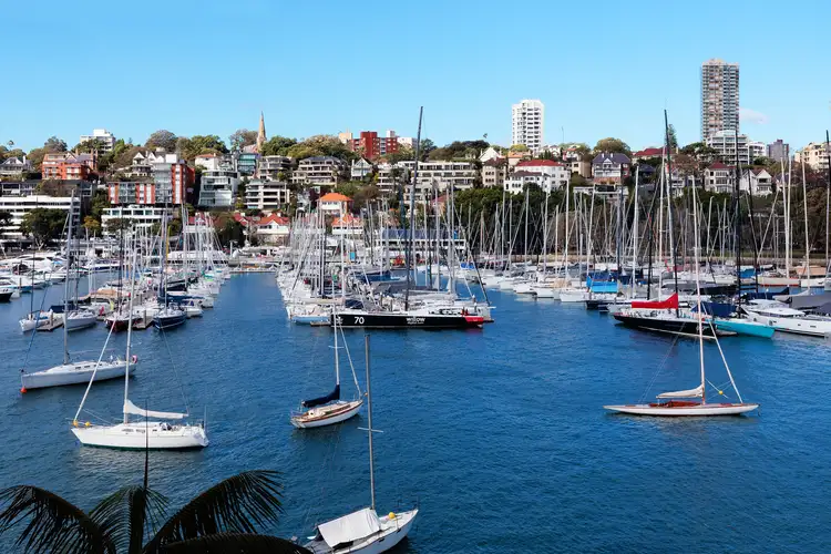 Third view of Homely apartment listing, 2/2 Elizabeth Bay Crescent, Elizabeth Bay NSW 2011