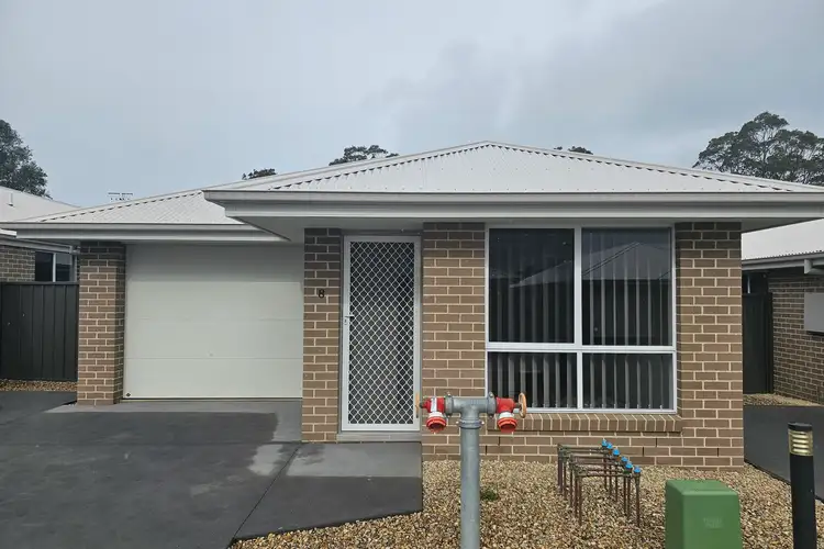 8/95 Albatross Road, West Nowra NSW 2541