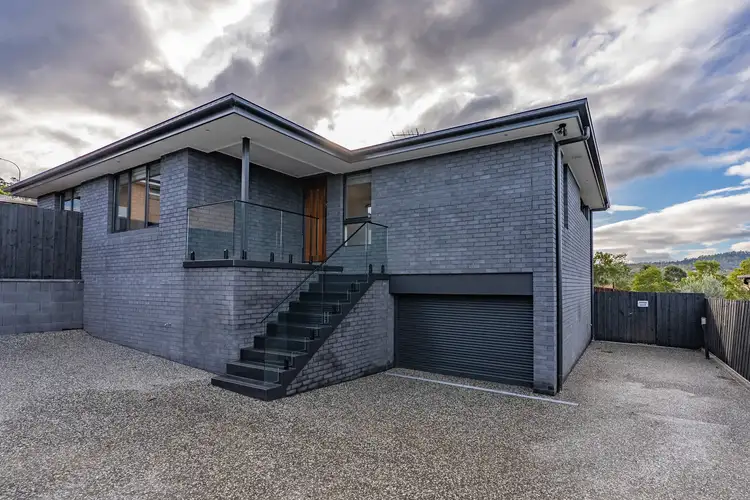 2/7 Napa Street, Howrah TAS 7018