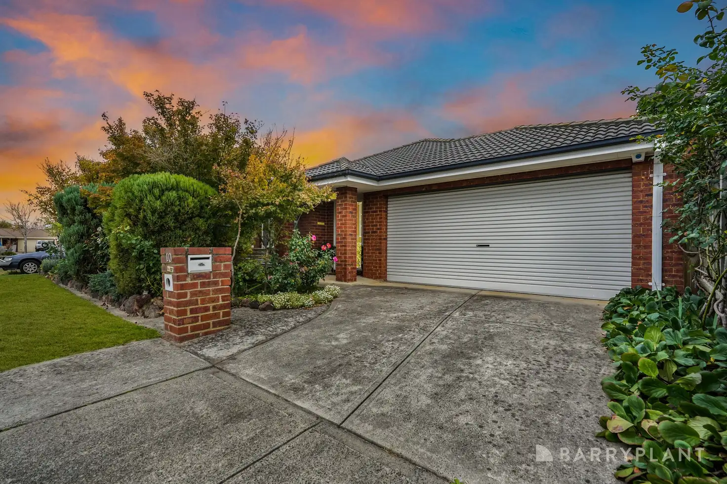 Main view of Homely house listing, 10 Streeton Court, Pakenham VIC 3810