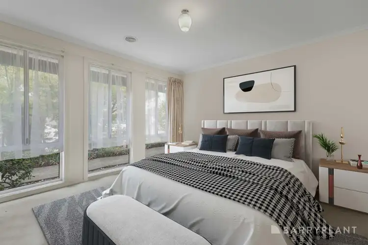 Fifth view of Homely house listing, 10 Streeton Court, Pakenham VIC 3810