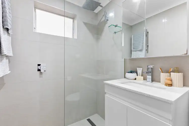 Fourth view of Homely unit listing, 2/35 Meadow Crescent, Meadowbank NSW 2114