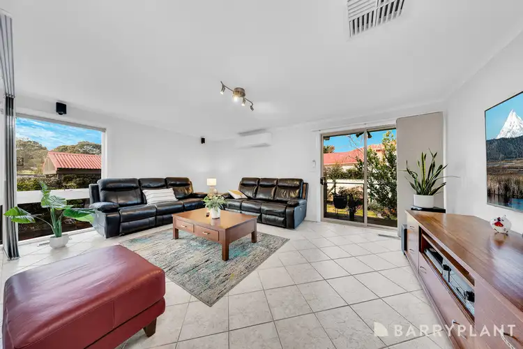 Sixth view of Homely house listing, 8 Borrowdale Court, Mill Park VIC 3082