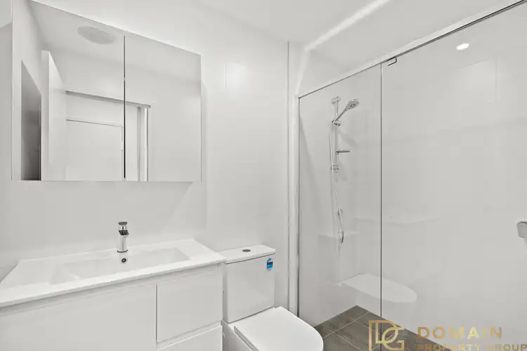 Sixth view of Homely apartment listing, Level 5/501/8-10 Moore Street, West Gosford NSW 2250