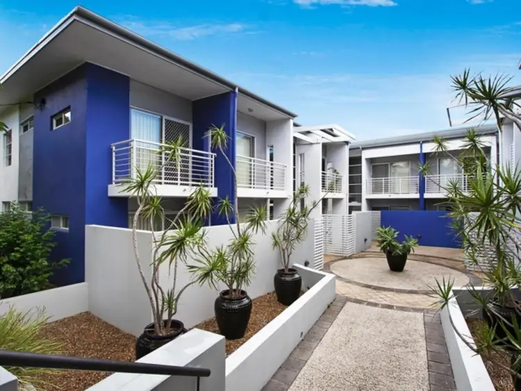 Second view of Homely unit listing, 203/18 Richmond Road, Morningside QLD 4170