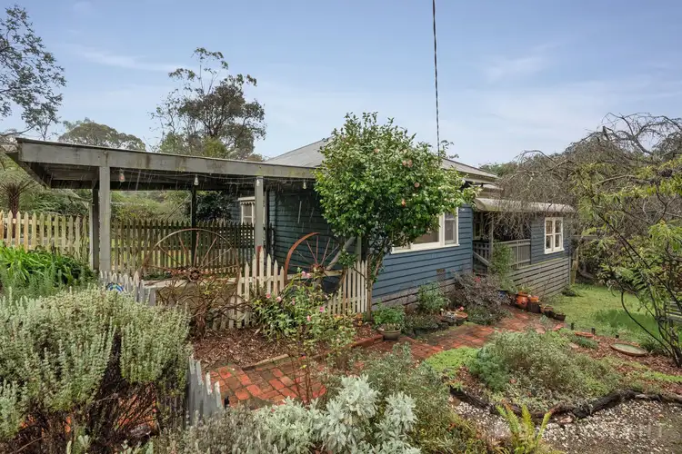 Second view of Homely house listing, 6 Stringybark Road, Cockatoo VIC 3781