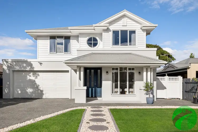 6 Luxton Terrace, Seaford VIC 3198