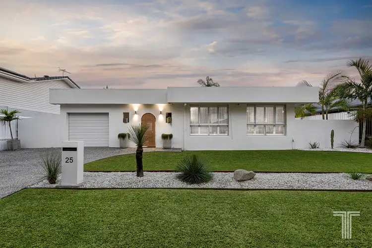 25 Taronne Street, Carindale QLD 4152