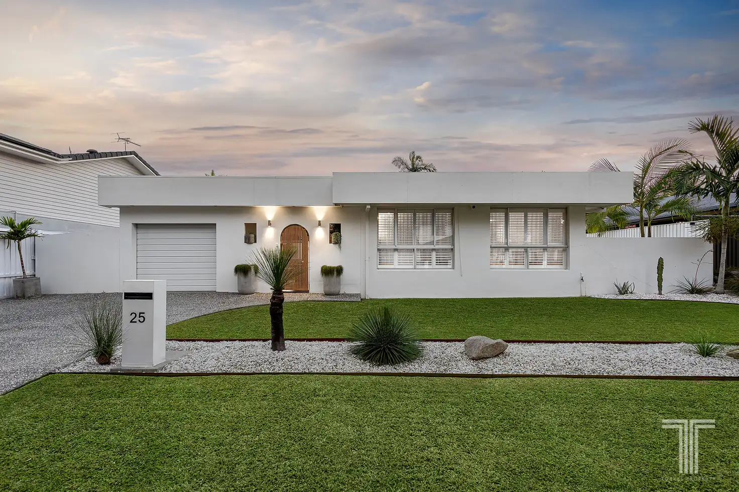 Main view of Homely house listing, 25 Taronne Street, Carindale QLD 4152