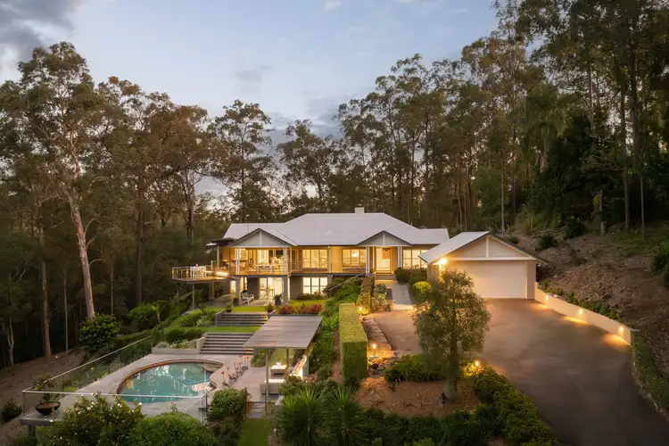 70 Tinarra Crescent, Kenmore Hills QLD 4069