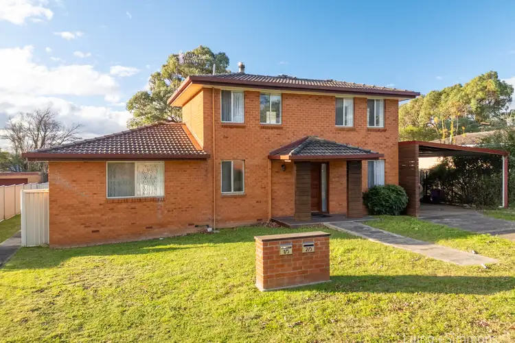 2/5 Sunset Avenue, Armidale NSW 2350