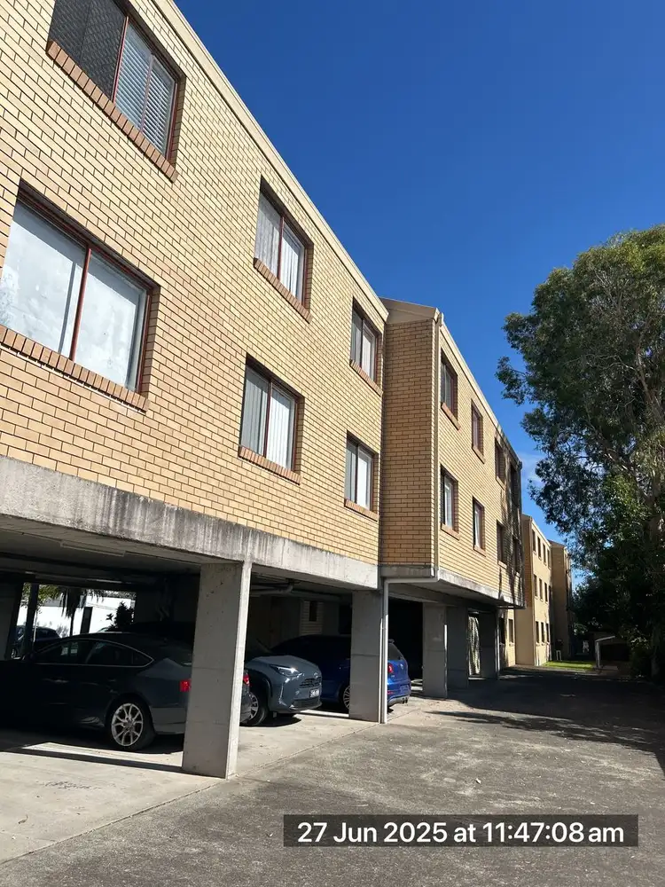 8/9 Bradford Street, Labrador QLD 4215