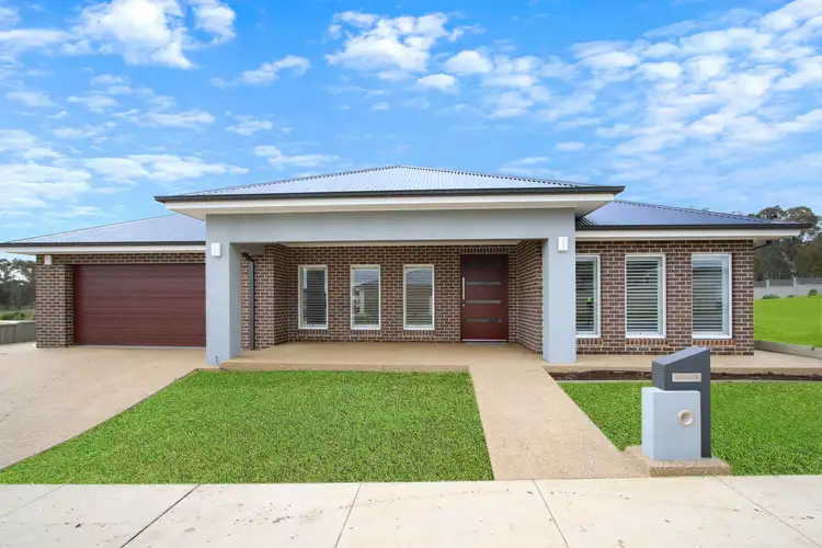 Main view of Homely house listing, 3 Dartnell Crescent, Wodonga VIC 3690